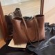 thumbnail image 2 of Bolso Gamuza Con Asa Superior Mano para Mujer Compras Retro Sintética, 2 of 9