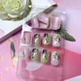 thumbnail image 2 of Uñas postizas adhesivas Blruyci con diseño floral 3D, acrílicas, rosa claro y verde, 2 of 7