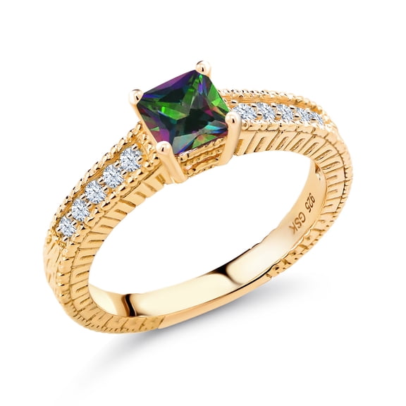 Gem Stone King 0.95 Ct Princess Cut Green Mystic Topaz White Created Sapphire 18K Yellow Gold Plated Silver Ring (Size 5)