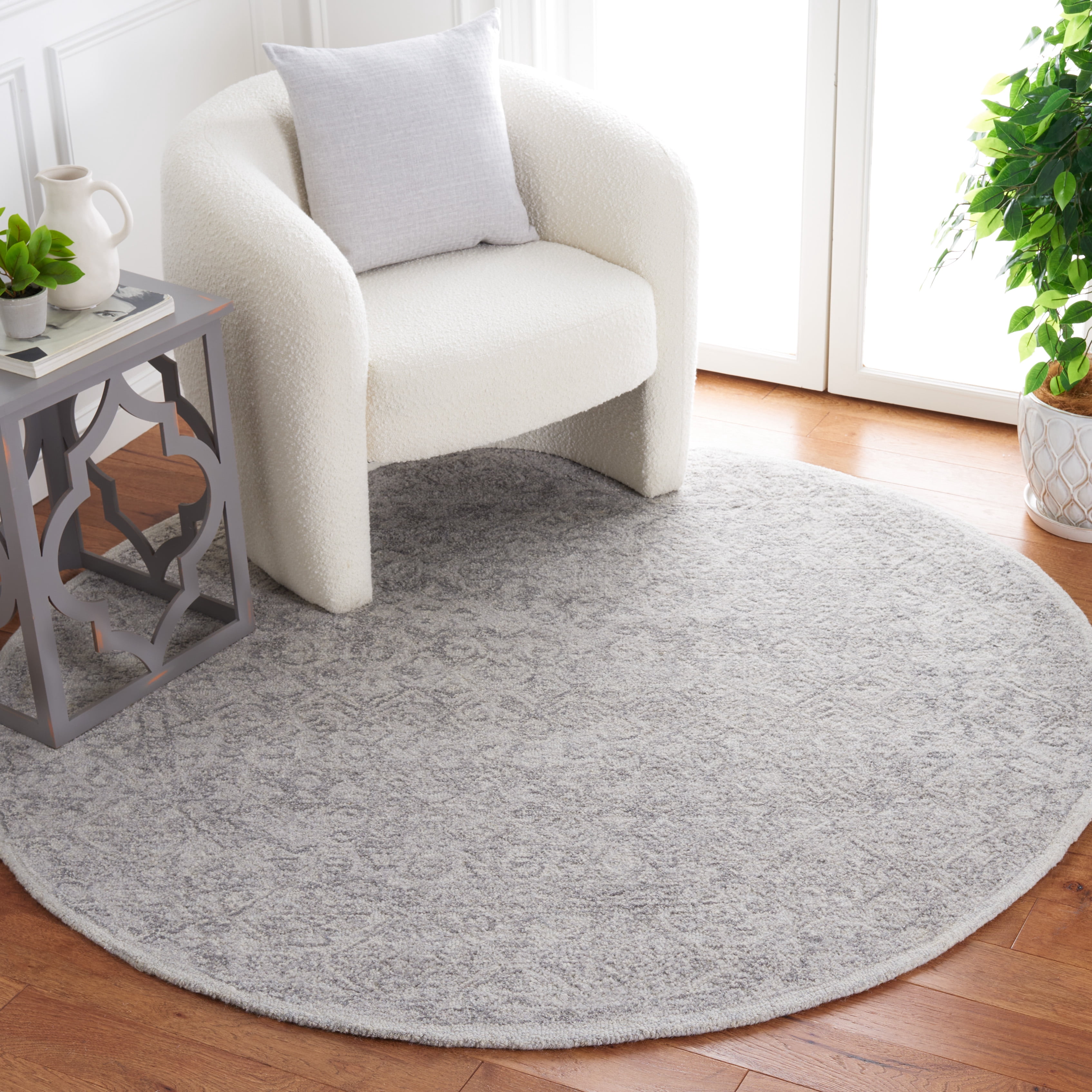 SAFAVIEH Marquee Lalit Diamond Area Rug, Grey, 6' x 6' Round