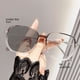 thumbnail image 3 of Gafas poligonales con cambio de color sensibles a la luz azul para mujer, montura grande, punta de diamante, ultralivianas, simples y lisas, 3 of 5