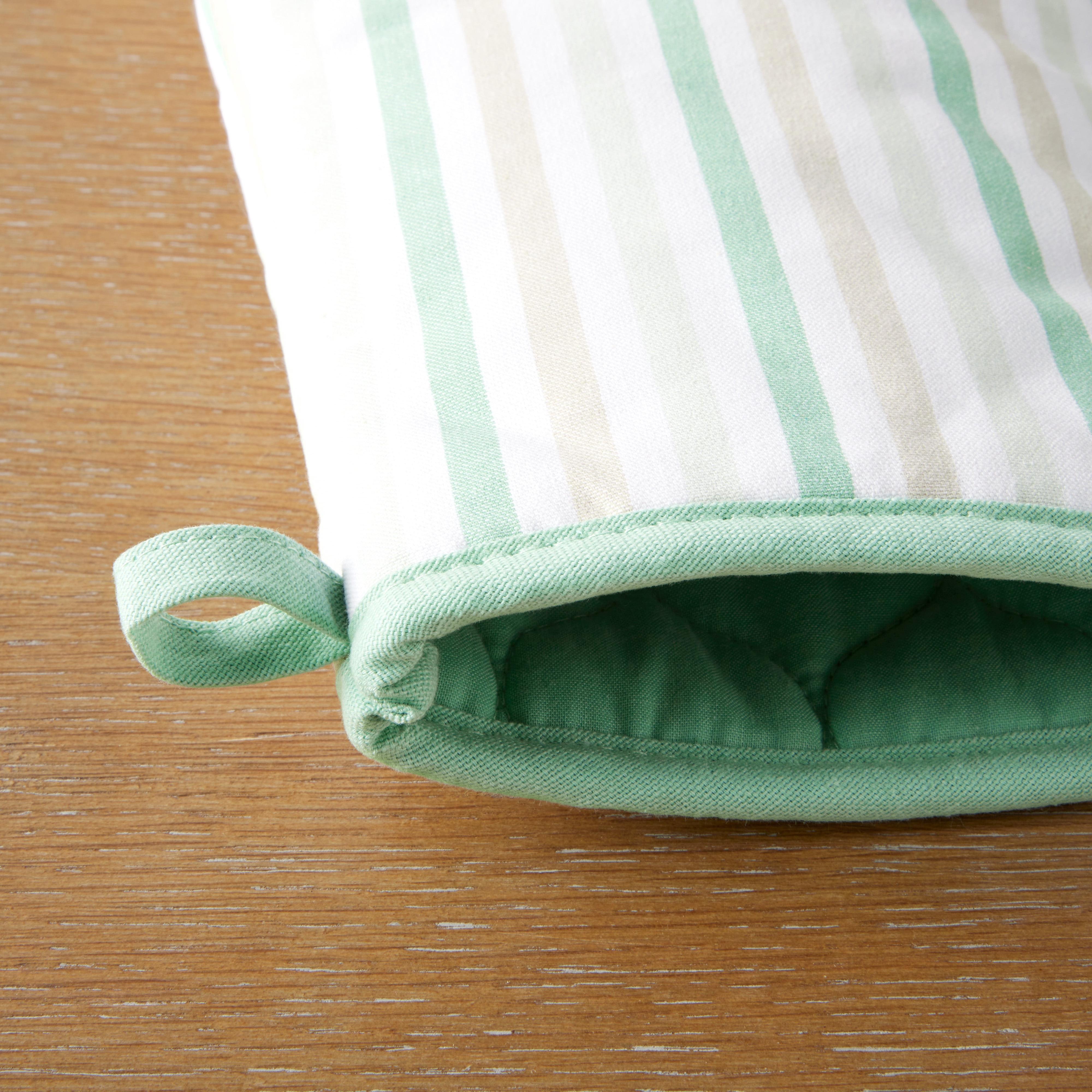 Martha Stewart Daisy Stripe Oven Mitt Set 2-Pack, Green, 7"x13"