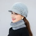 thumbnail image 4 of Gorro de punto de pelo de conejo de otoño e invierno para personas de mediana edad y mayores, conjunto de tres piezas de gorro de lana cálido de invierno para niños y bufandas, 4 of 5