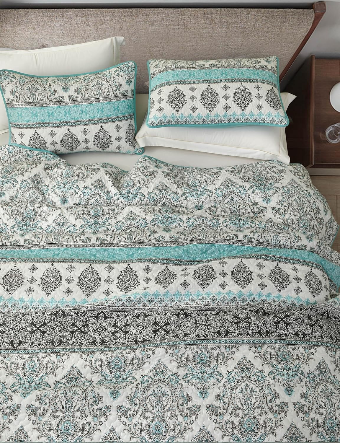 Chezmoi Collection Herald 3-Piece Printed Quilt Set, Aqua Blue Black White Boho Damask Coverlet, Pre-Washed Microfiber Lightweight Bedspread for All Seasons, King Size