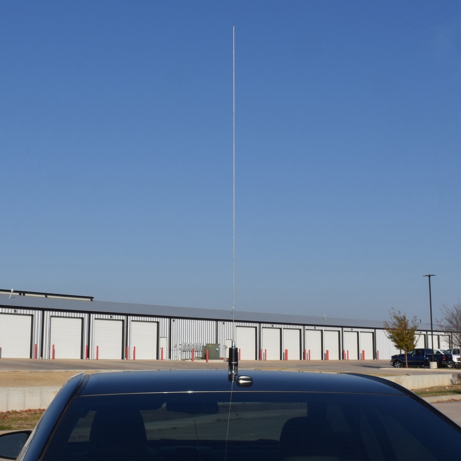 Browning 200-Watt Low-Band 26.5 MHz to 30 MHz Unity-Gain UHF Antenna with NMO Mounting (Silver Base), Silver Base