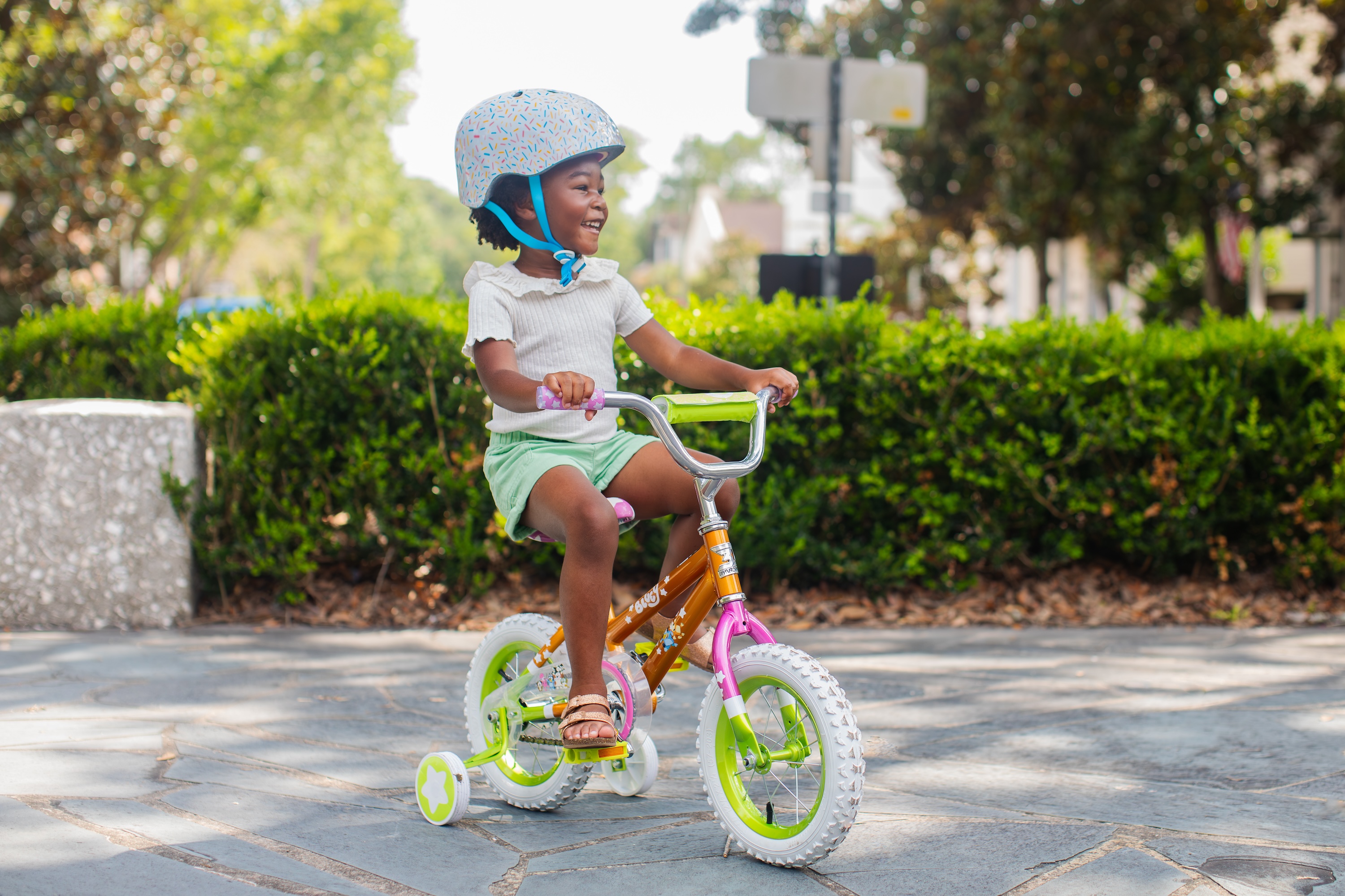 Dynacraft Bluey 12" Kids Bike photo 7