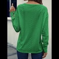 thumbnail image 4 of Blusas Elegantes e Informales para Mujer, con Cuello en V, Larga, Botones, Encaje Calado y Bordado. Verde L, 4 of 7