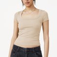 thumbnail image 2 of Camiseta de mujer transpirable con cuello cuadrado de color puro y manga corta ajustada para desplazamientos, 2 of 5