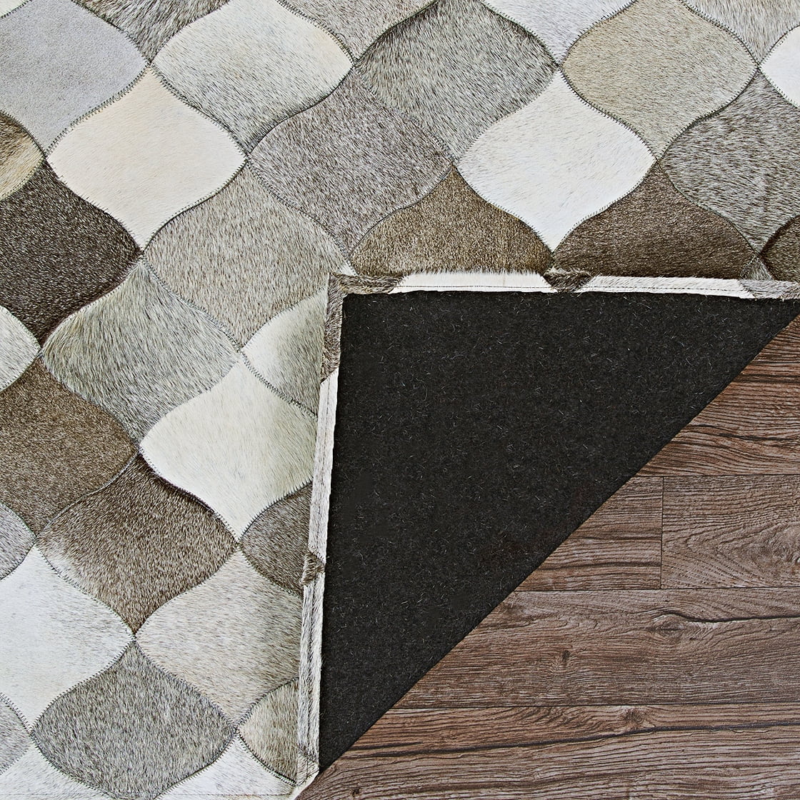 Couristan Chalet Diamonds 8' X 11'4" Ivory-Grey Handmade Cowhide Rug
