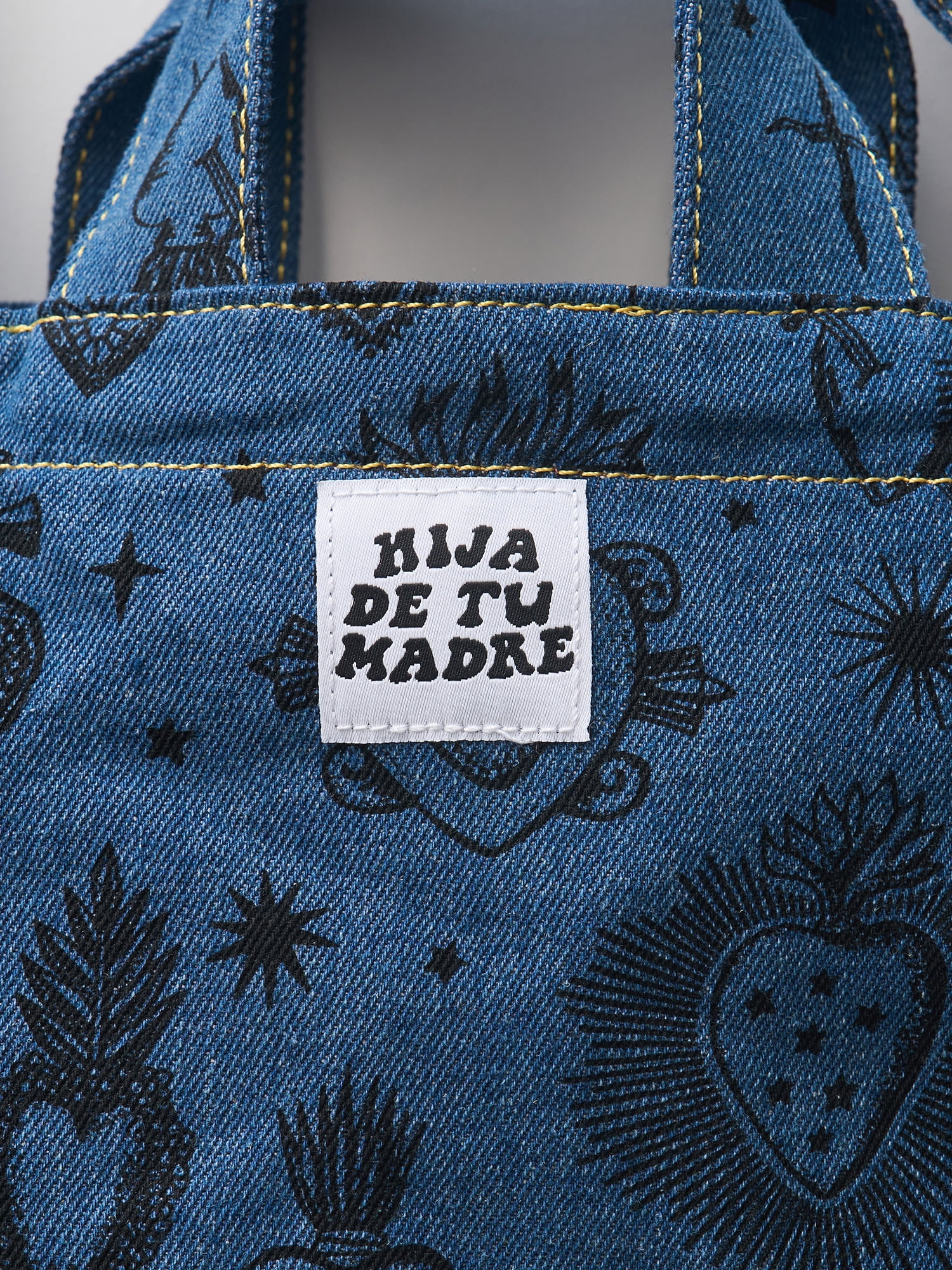 Hija De Tu Madre, Unisex Sacred Heart Graphic Tote Bag, One-Size