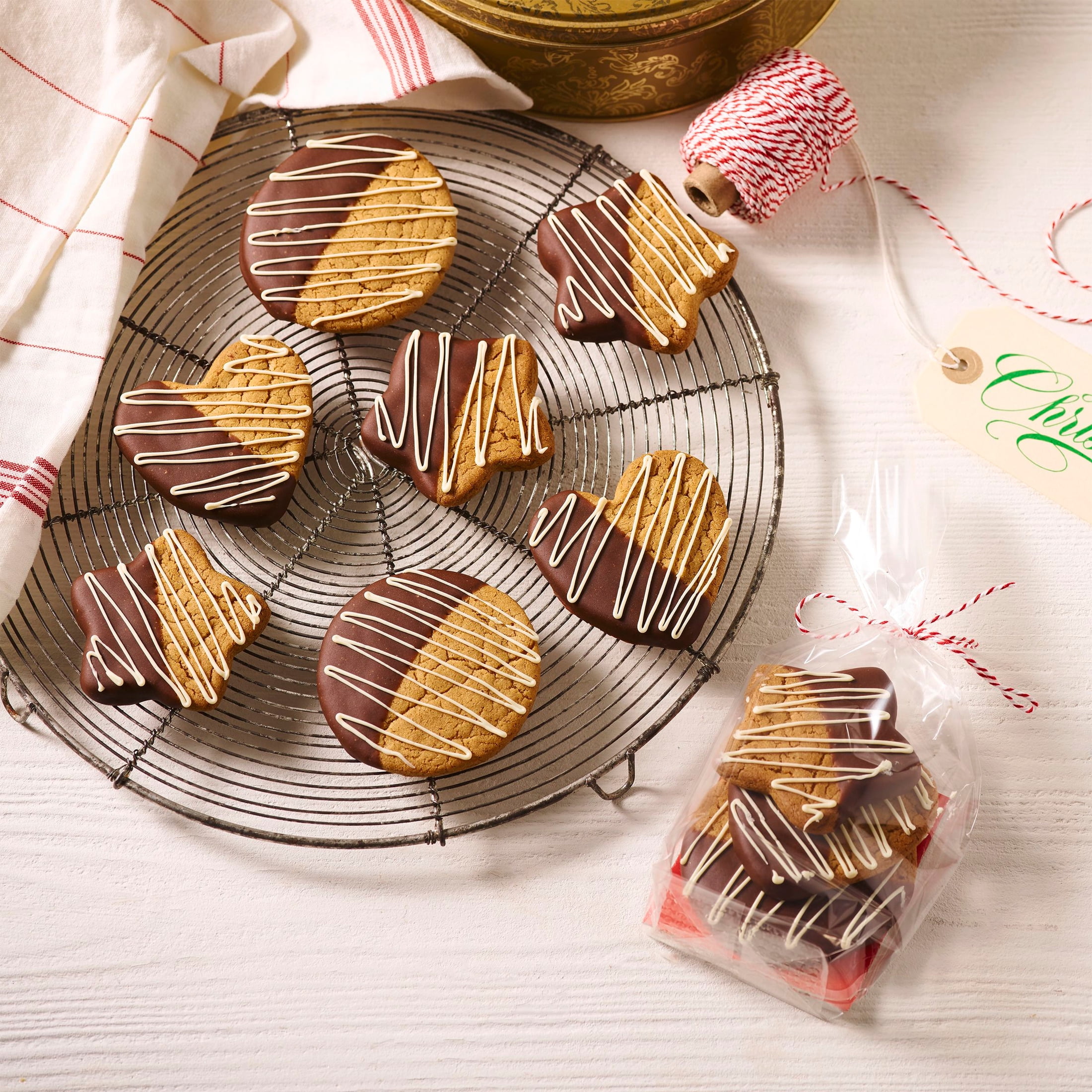 (2 pack) Betty Crocker Limited Edition Gingerbread Cookie Mix, Holiday Baking, 17.5 oz
