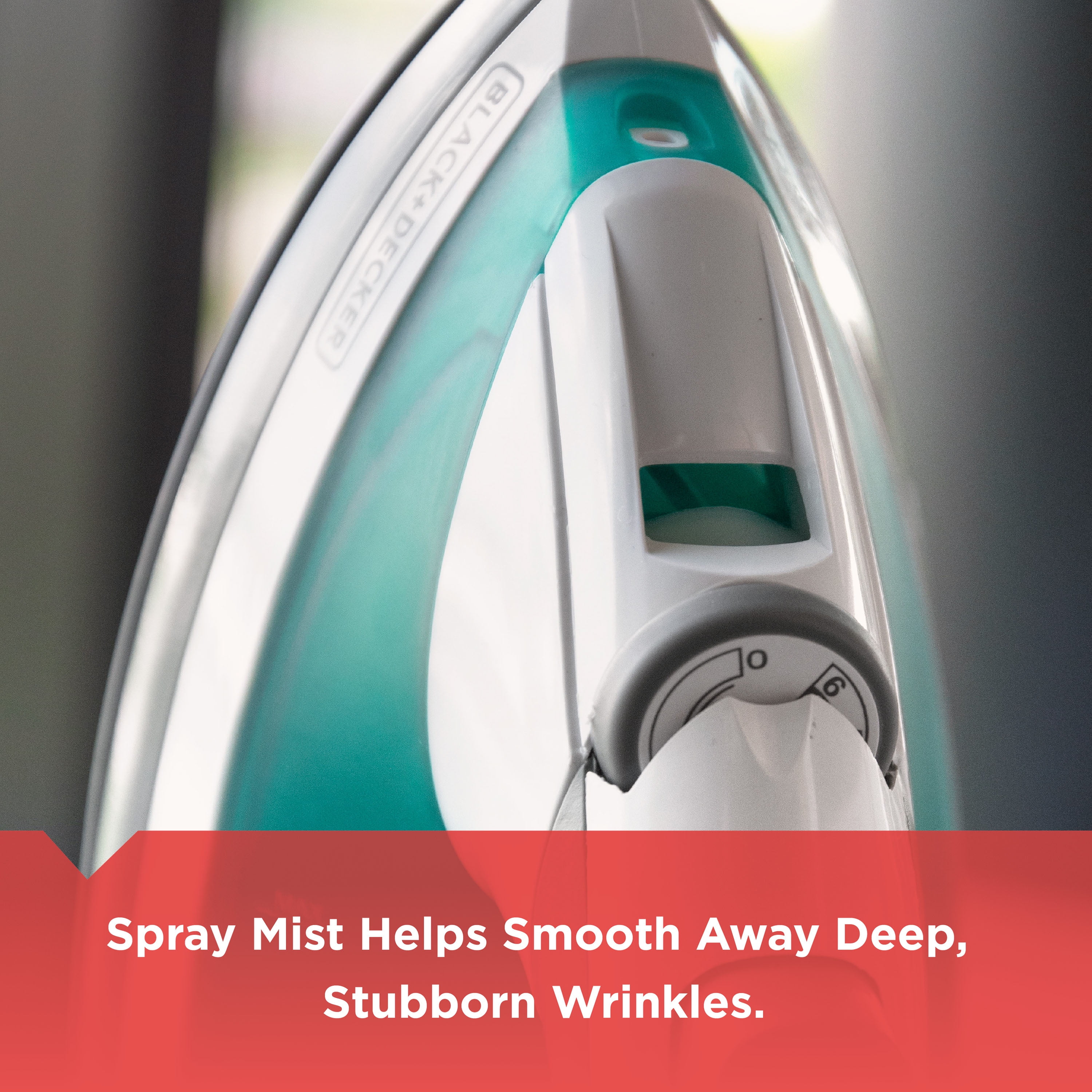 Black & Decker Light 'N Easy iron, Smart Steam Technology