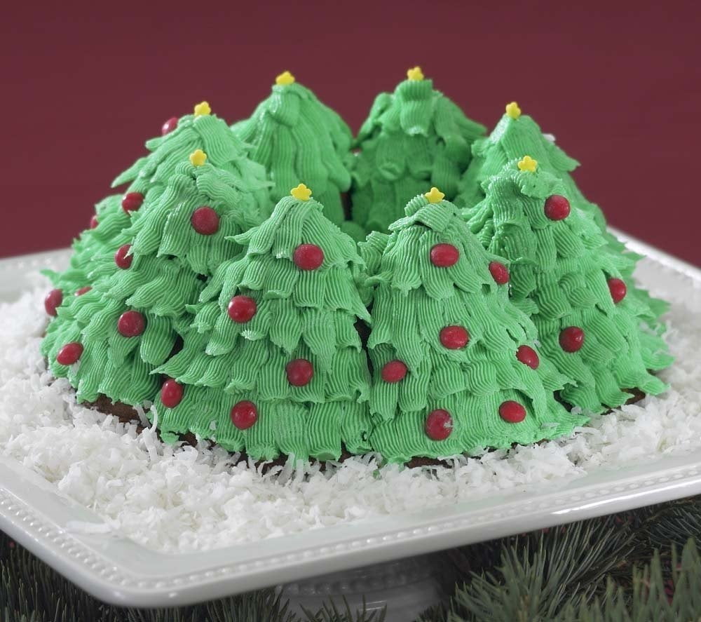 Nordic Ware 57648 Holiday Christmas Tree Bundt Cake Pan Walmart Com Walmart Com