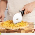 thumbnail image 4 of 1 st svart pizzaskärare - Pizzaskärare med silikonhandtag och rostfritt stålblad med skyddande lock | Svart, 4 of 5