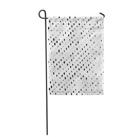 Gradient Dots - KDAGR Halftone Digital Gradient Dotted Pattern Circles Dots Point Small and Large Scale Garden Flag Decorative Flag House Banner 12x18 inch