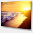 thumbnail image 2 of Ciel Jaune Vif avec Vagues en Mousse, 2 of 3