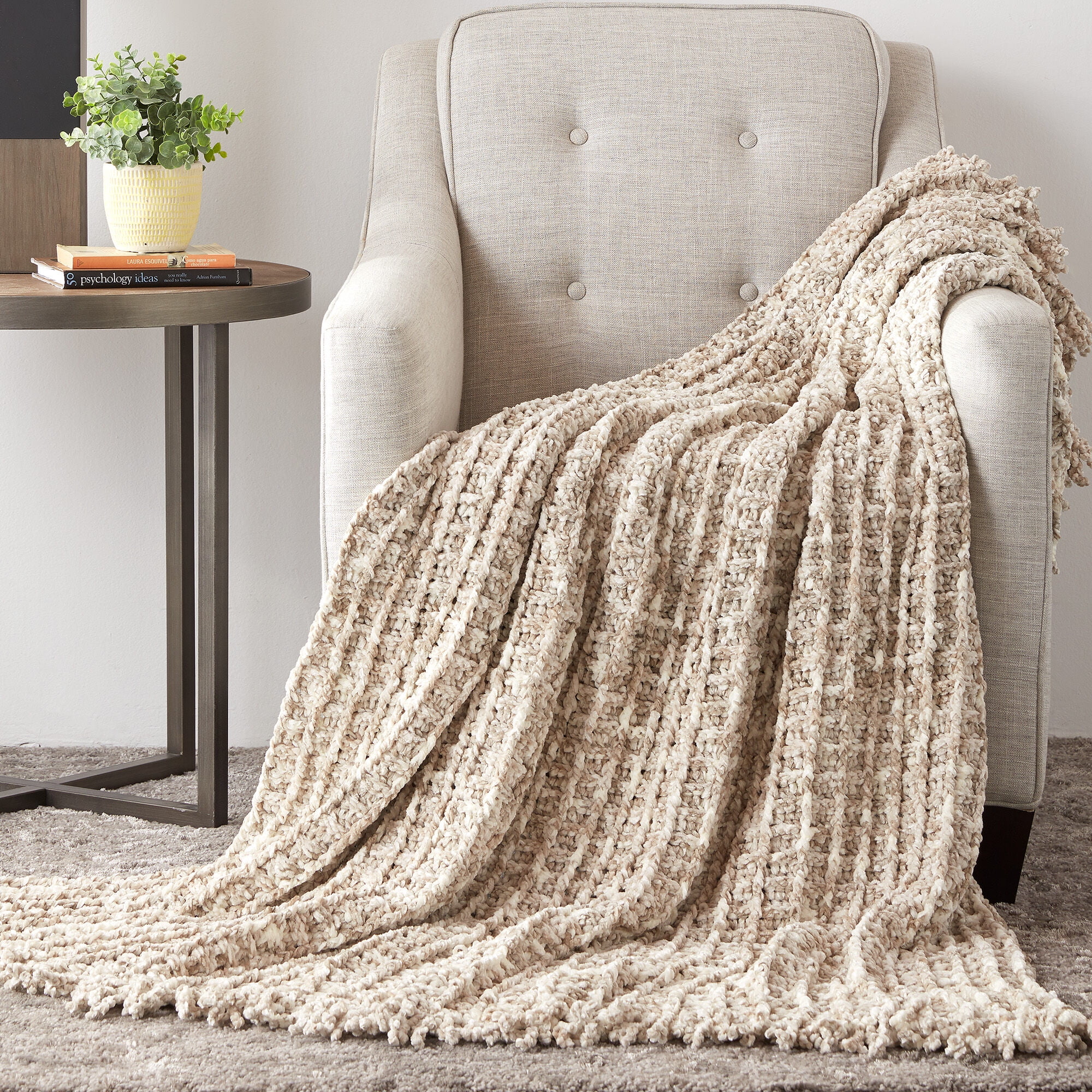 Bernat® Crushed Velvet™ #5 Bulky Polyester Yarn, White 10.5oz/300g, 315 Yards (4 Pack)