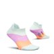 thumbnail image 1 of Calcetas Feetures Elite Ultra Livianas con Almohadilla a la Altura del Tobillo, Talla Mediana, 1 of 7