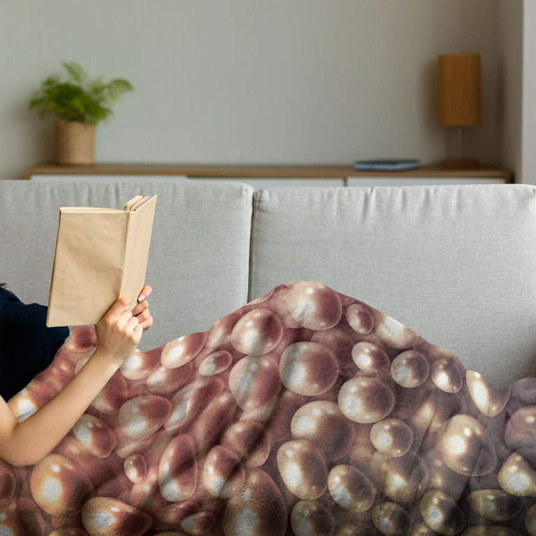 Nacreous top pillow cover