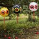 thumbnail image 5 of Paquete de 3 globos repelentes de pájaros, ojo de terror de 16 pulgadas para asustar a los pájaros en el jardín al aire libre, mantener a los patos lejos de la piscina. Rojo Verde MX-0128607FYD, 5 of 5