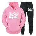 thumbnail image 3 of Sudadera con capucha y pantalón de manga larga con estampado divertido de pata de perro para hombre, conjunto de 2 piezas para amantes de los perros "The Dogfather", 3 of 5