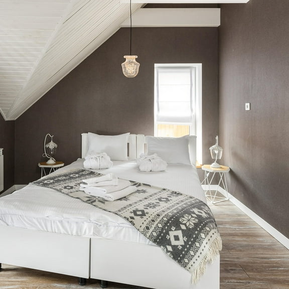 DRAFIDEEP Golden Iron Wire Lampshade 1Pcs for Household Decoration in Butterflies Vase Shape Style