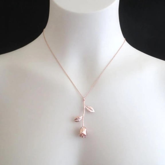 100Fens Classic Rose Flower Pendant Necklace Women Fashion Elegant Lady Jewelry