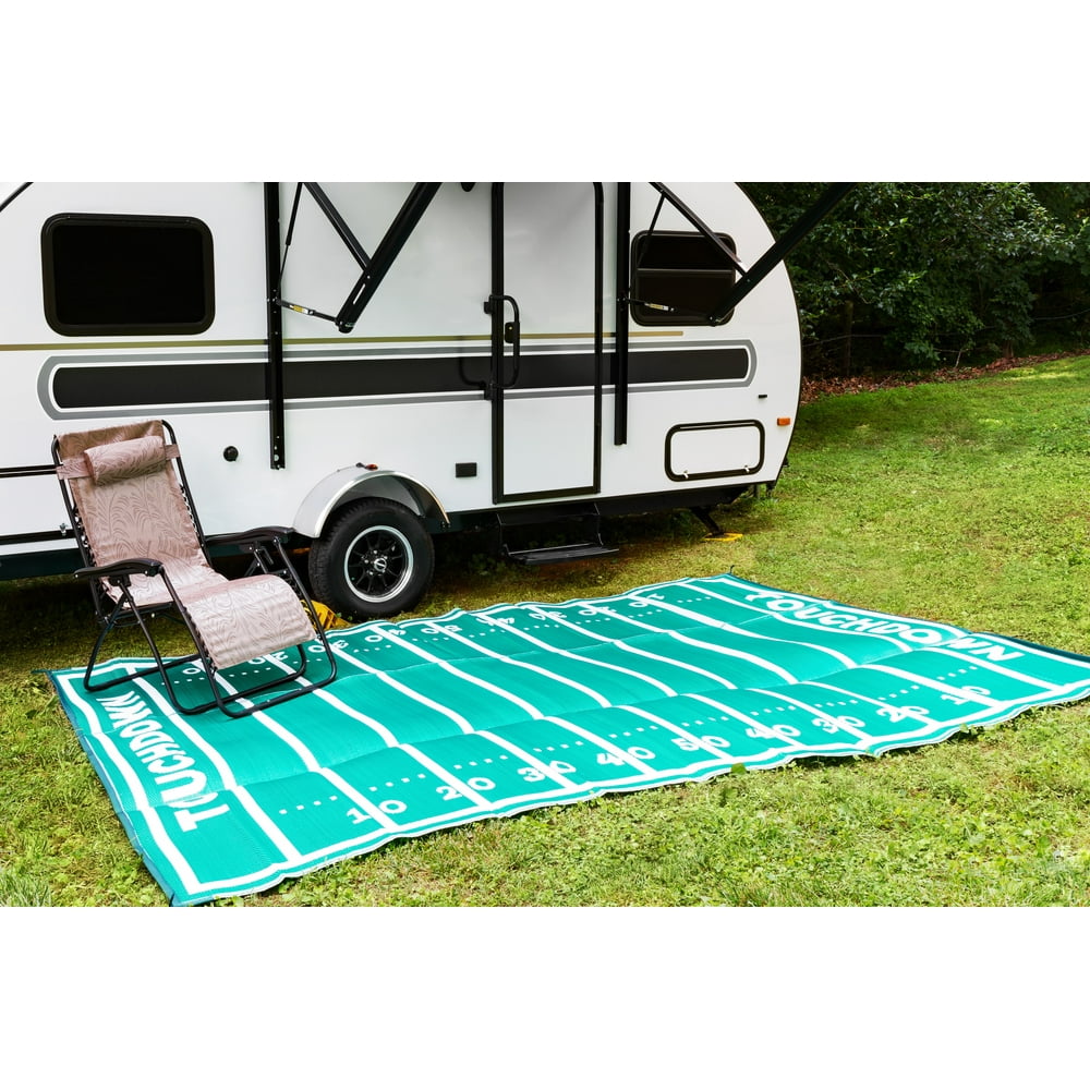 Camco 8' x 16' Reversible RV Outdoor Mat, Camping Mat, American Football Field