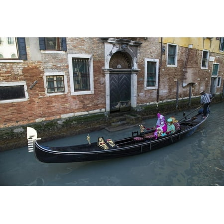 Couple Dressed for Gondola Ride Venice at Carnival Time, Italy Print Wall Art By Darrell