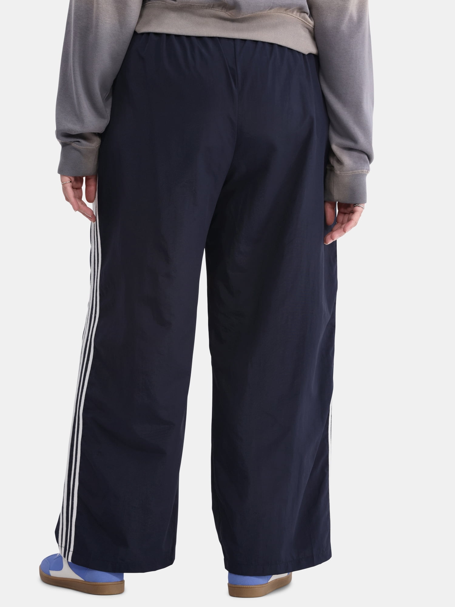 No Boundaries Women's Plus Side Stripe Track Pants, 31” Inseam