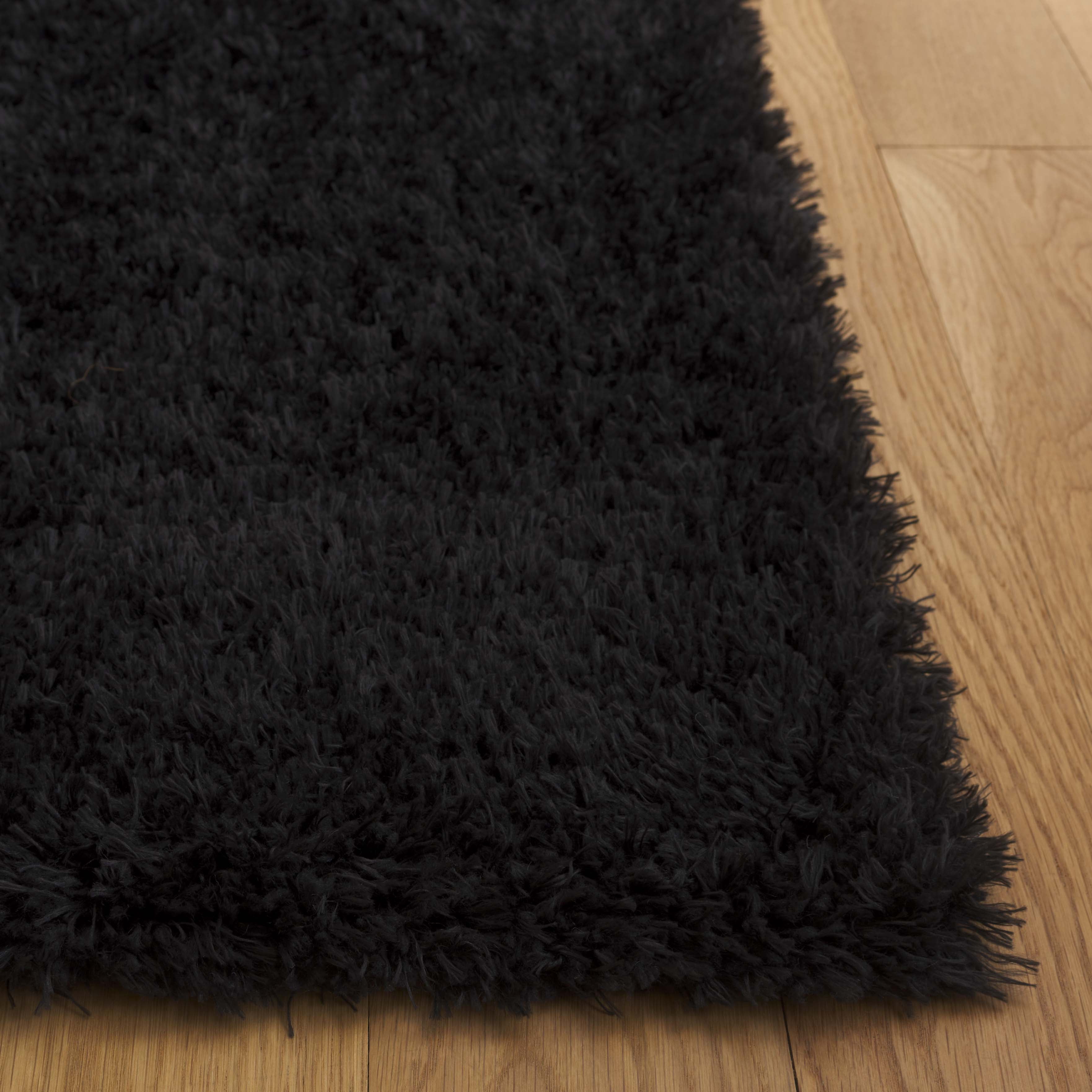 Safavieh Lindsay Deborah Solid Polyester Shag Runner Rug, Black, 2'2" x 9'