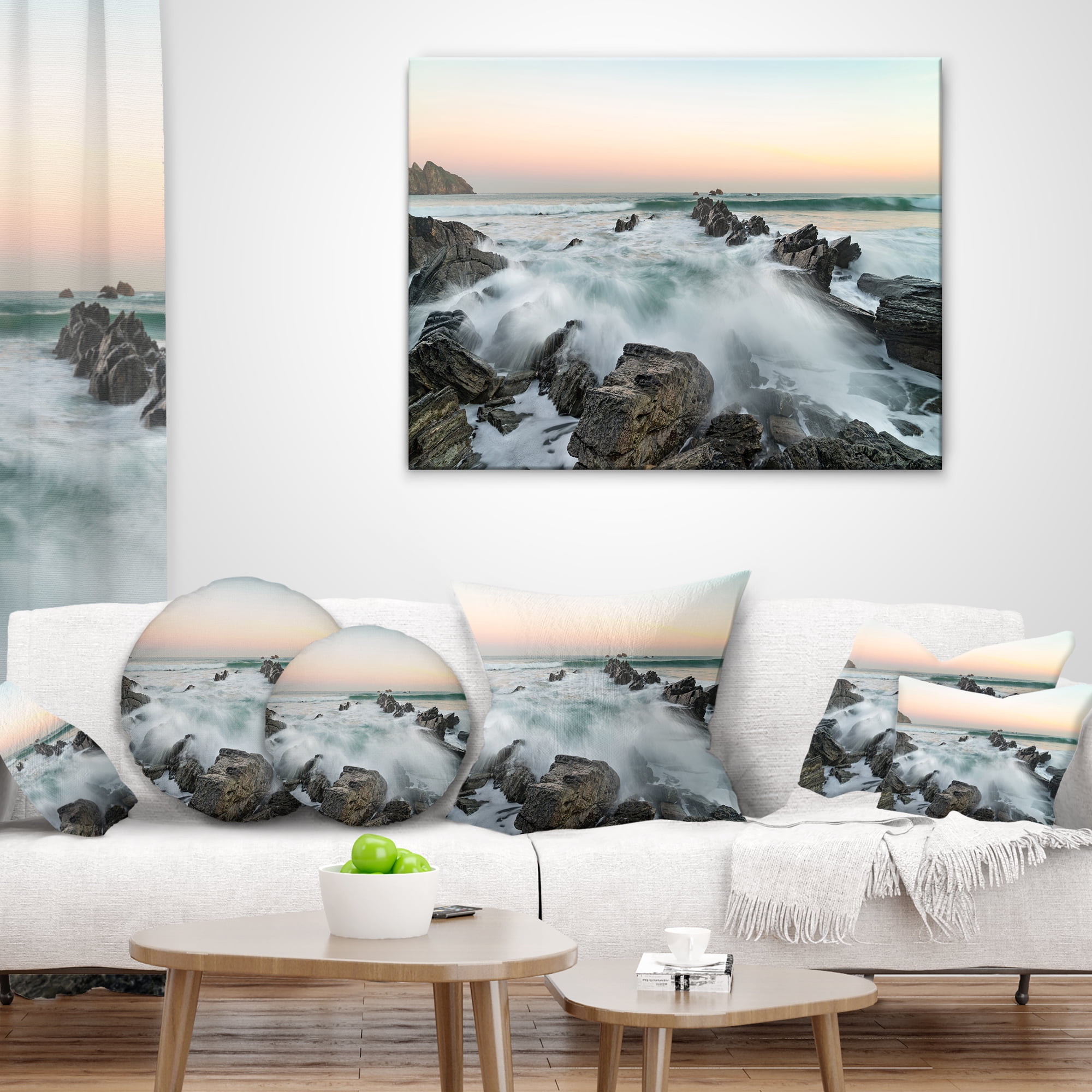Designart Bay of Beaky Vibrant White Waves - Modern Seashore Throw Pillow - 16x16
