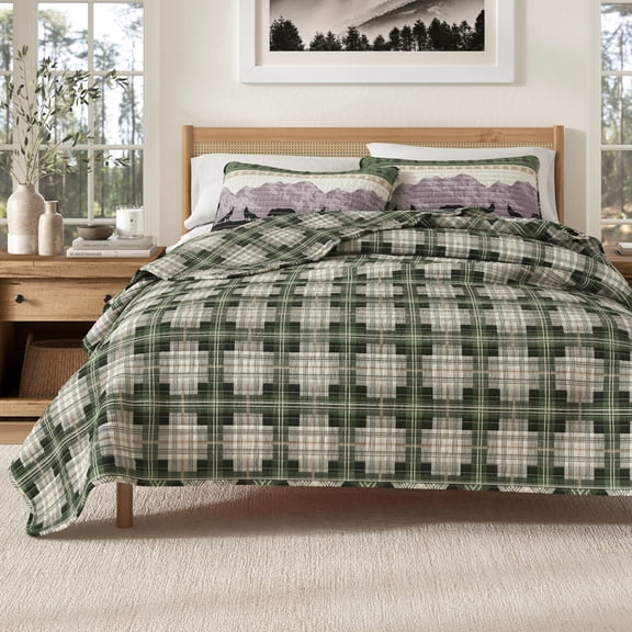 Lodge Quilt Set - Lightweight, Soft, All-Season - 2-Piece Reversible Rustic Bedding Set (Twin / Twin XL, Forest Patchwork)