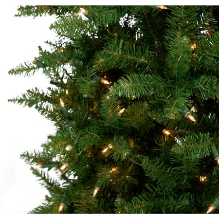 Fraser Hill Farm 8.0-Ft Santa Lane Green Pathway Christmas Tree Arch