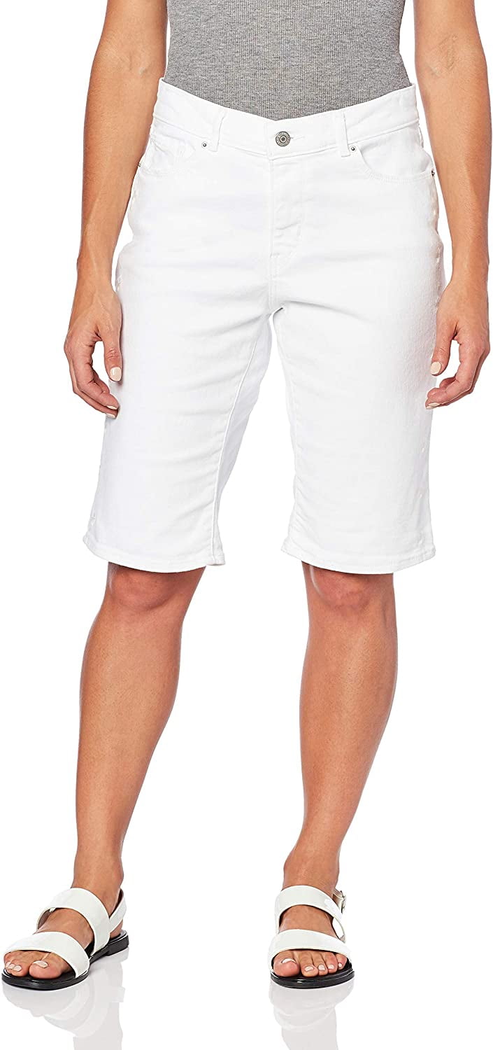 white levi bermuda shorts