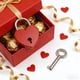 thumbnail image 4 of Regalos para Parejas Regalo Del Día de la Cerradura Del Llavero en Forma de Corazón para Parejas, Aleación de Oro de 1.18x1.46x0.23In, Como Accesorio de Cerradura Y Regalos de Decoración para el Hogar, 4 of 6