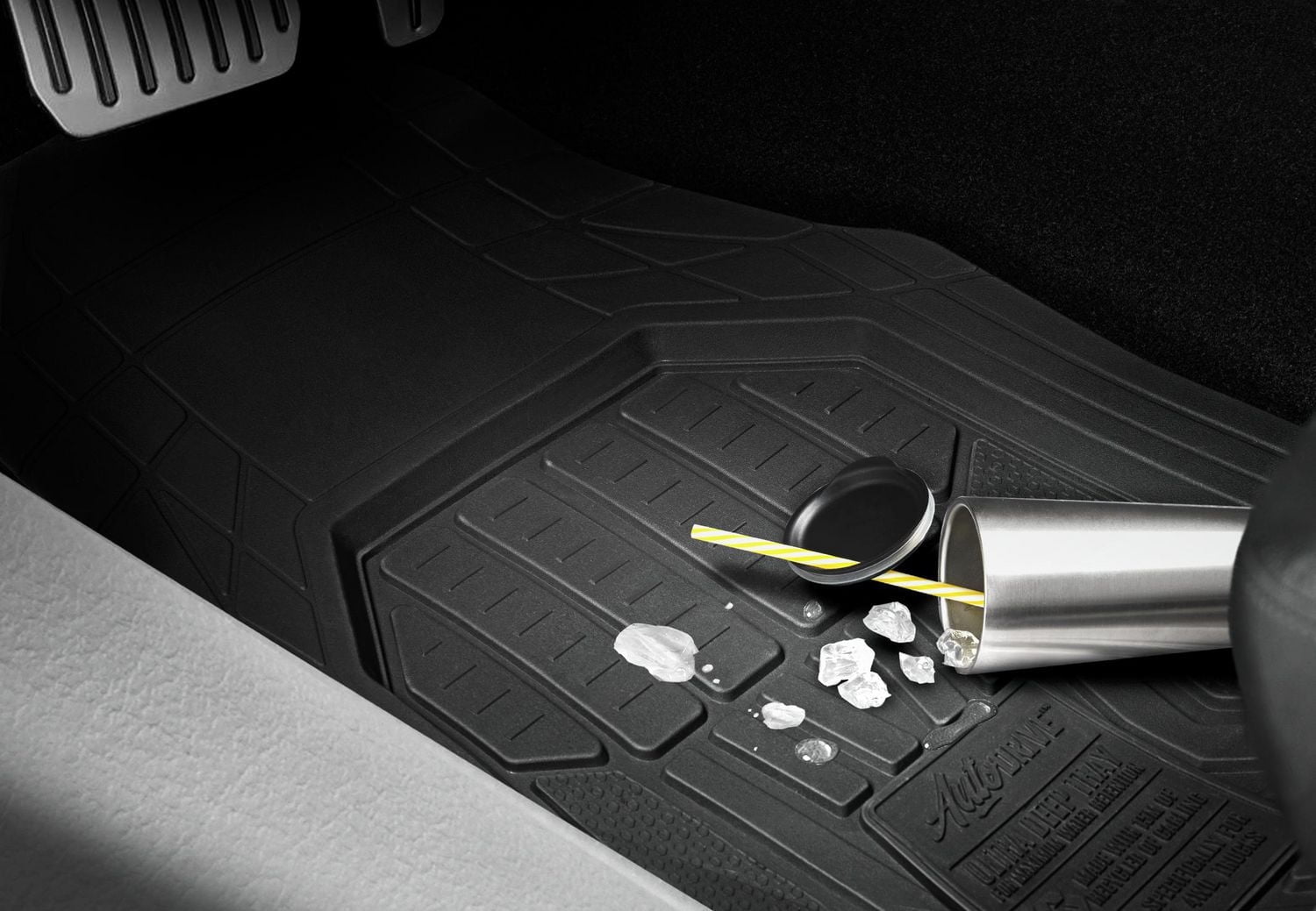 TAPIS AVANT À PLATEAU PROFOND FORMAT UNIVERSEL