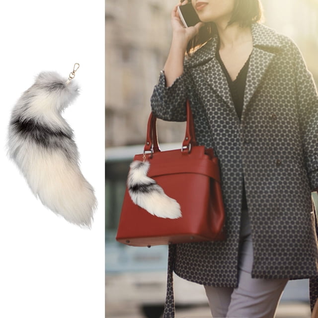 Keychain Accessory for Everyday Use 3D Cute Tail Keychain Pendant and Hairy Animal Tail Design for Handbag and Fashionable Charm