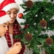 thumbnail image 4 of Adornos navideños, 12 bolas navideñas flocadas, juego de decoración navideña. Diversos estilos de adornos para árboles de Navidad que también se pueden usar para otras fiestas., 4 of 6