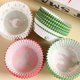thumbnail image 4 of 200 piezas de vasos de papel para pasteles, serie navideña, vasos de papel para hornear redondos resistentes a altas temperaturas, 4 of 5