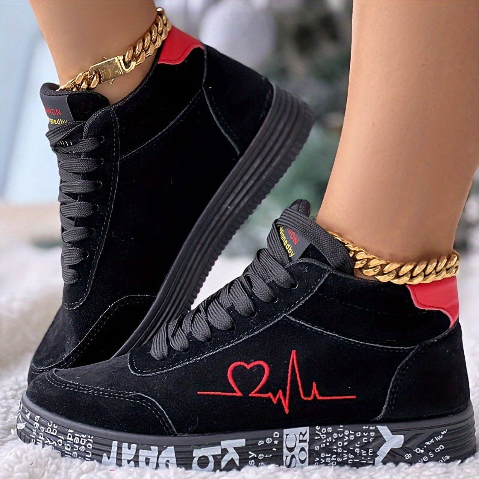 Women's Heart Design Casual Sneakers, Lace Up Soft Sole Platform Comfy  Skate Shoes, Low-top Valentine's Day Shoes - Walmart.com