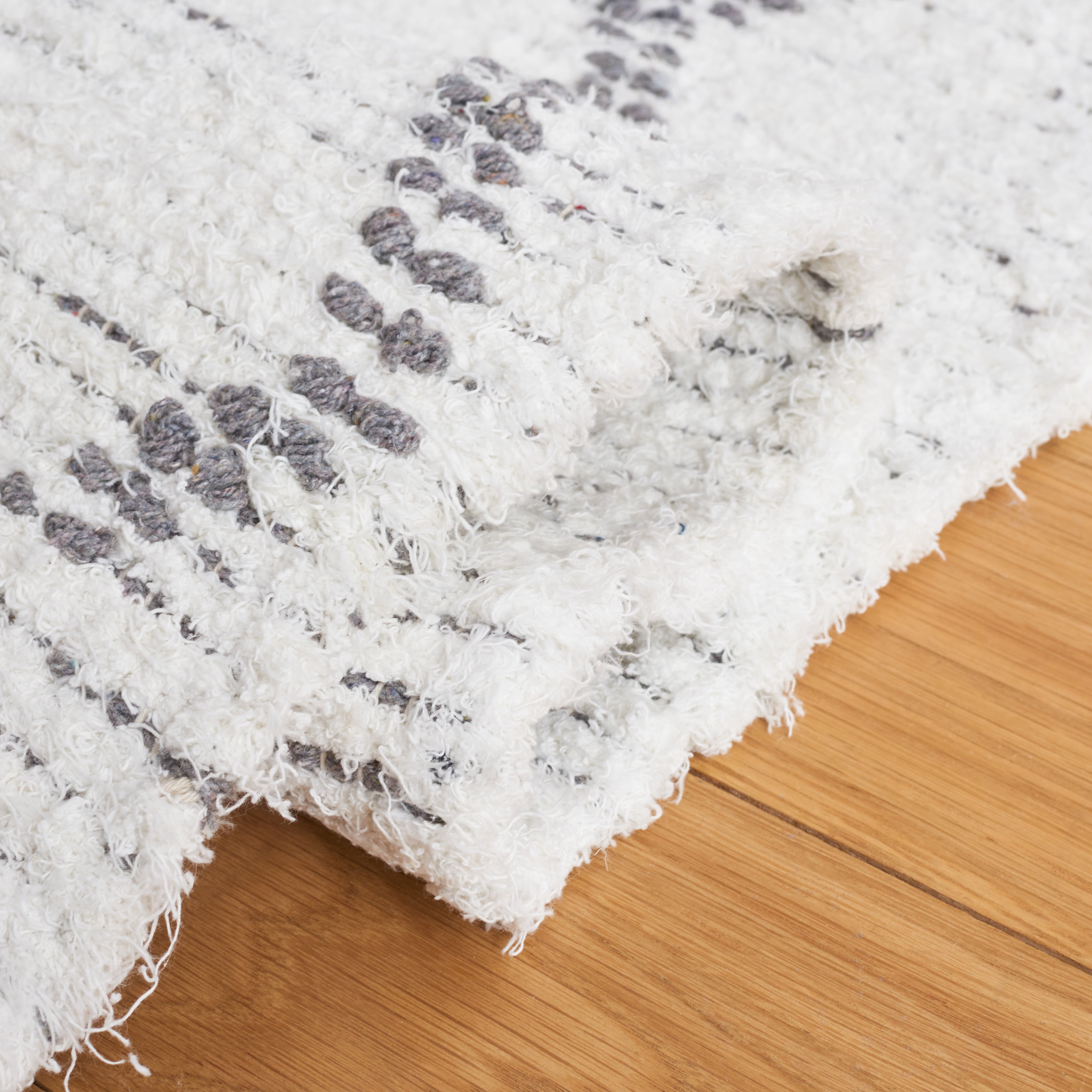 SAFAVIEH Casablanca Amy Diamond Cotton Area Rug, Ivory/Grey, 5' x 8'