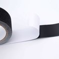 thumbnail image 4 of Cinta antideslizante, almohadilla antideslizante negra de grano alto, cinta antideslizante abrasiva de agarre fuerte, cinta abrasiva de riel de seguridad para escaleras, escalones (5 cm x 5 m),, 4 of 5