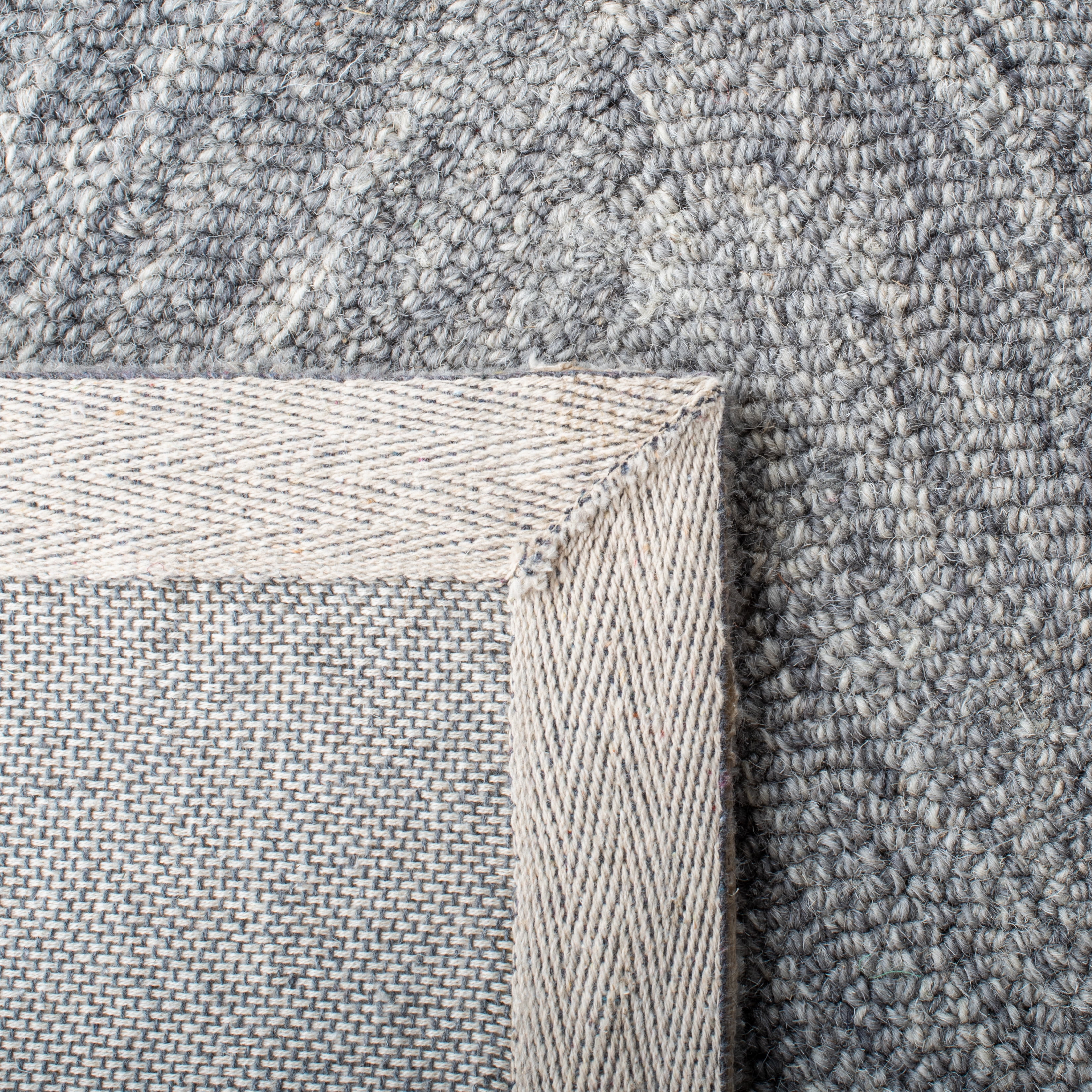 SAFAVIEH Metro Avalon Diamond Area Rug, Grey, 6' x 6' Square