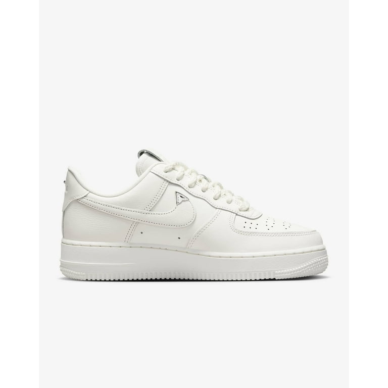 Air force 1 '07 lv8 women's size clearance 8
