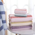 thumbnail image 4 of XmhyTop-A Juego de toallas de baño de 3 piezas de vellón coral, ultrasuaves y absorbentes, para el hogar, color rosa A, 4 of 5
