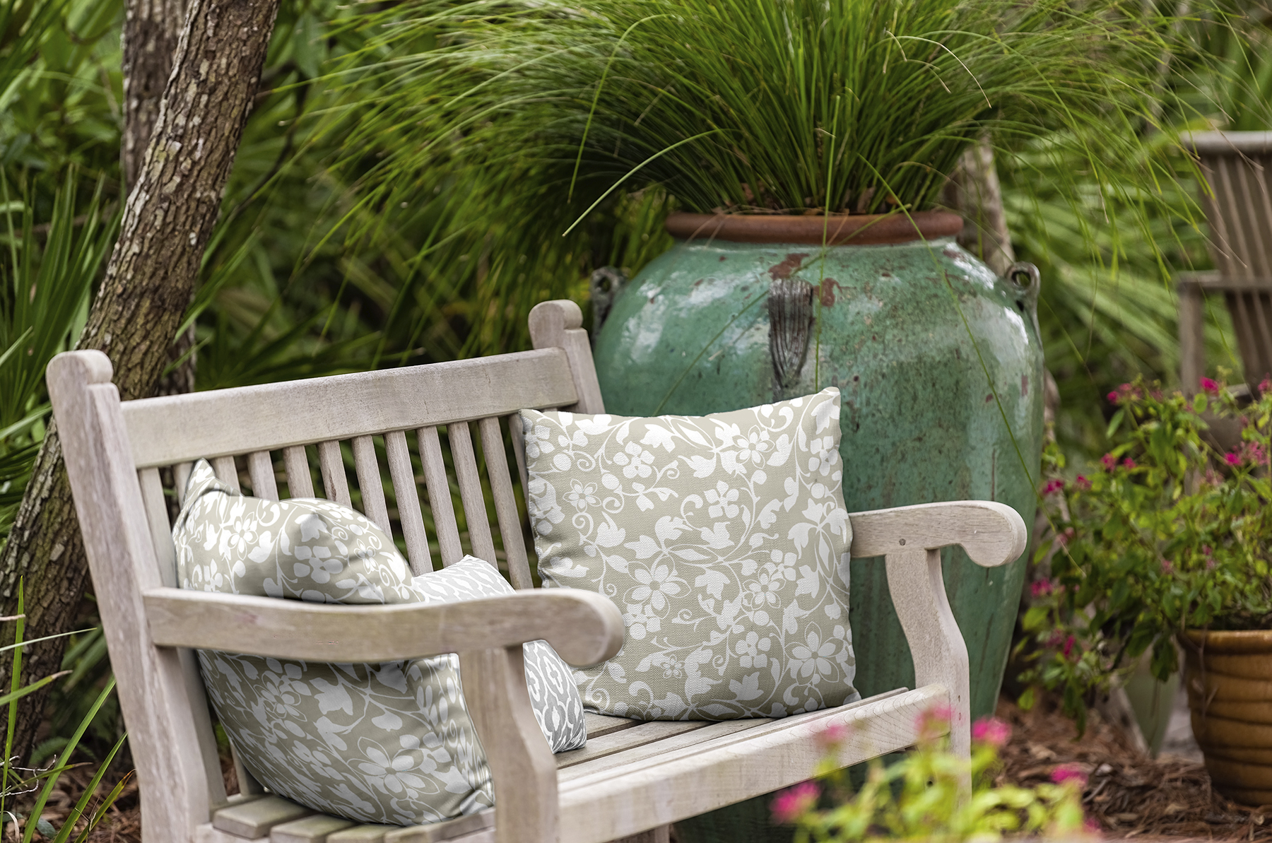 20" x 20" Simply Daisy Evelyn Polyester Indoor/Outdoor Pillow, Doe Qty 1