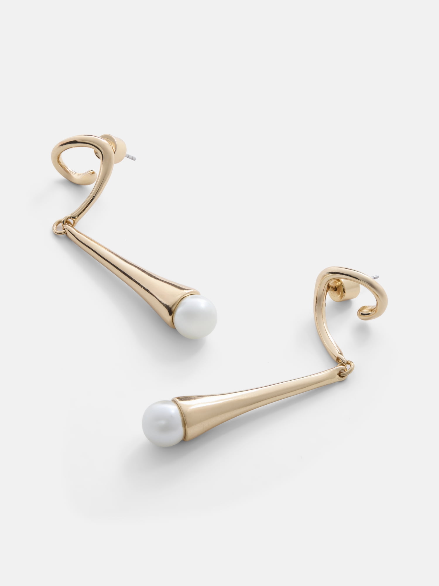 Scoop Women’s Gold Tone Faux Pearl Drop Earrings, 1 Pair