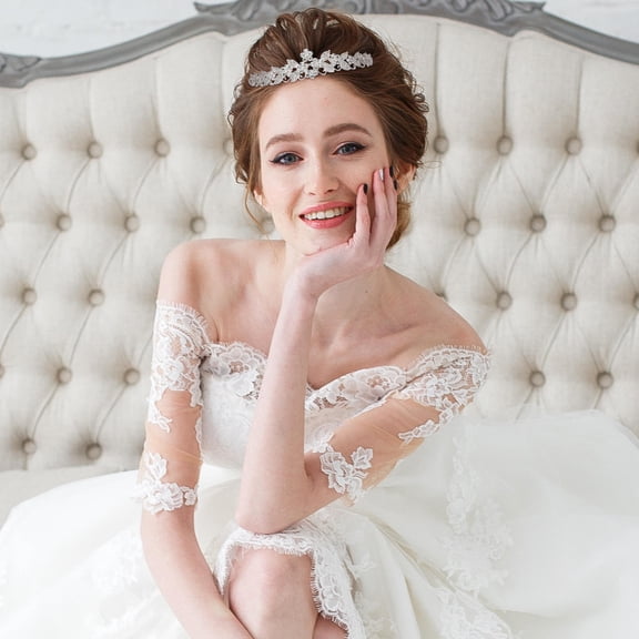 PBPBOX Bridal Crystal Crown Headband for Wedding and Special Occasions 1Pcs