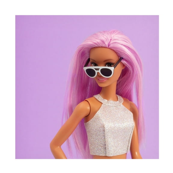 Canvas Wall Art - Julia Ramiro 'Gilipolleces' Wall Art for Living Room, Bedroom, or Office Décor by Trademark Fine Art - 14 x 14 Inches